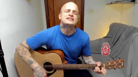 Snapshot of _layne chatting on May 10, 2026, 2:33 pm Layne online show from May 10, 2026, 2:33 pm