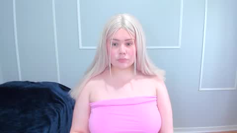 Snapshot of _leana_oo chatting on November 5, 2025, 5:13 pm leana online show from November 5, 2025, 5:13 pm