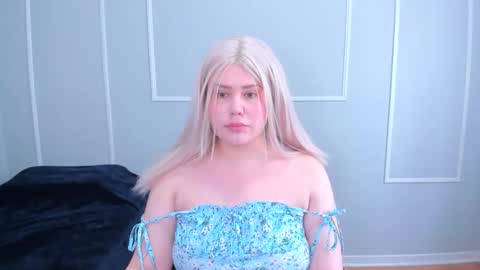 Snapshot of _leana_oo chatting on November 11, 2025, 4:29 pm leana online show from November 11, 2025, 4:29 pm