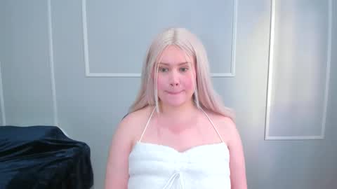 Snapshot of _leana_oo chatting on November 27, 2025, 1:13 pm leana online show from November 27, 2025, 1:13 pm