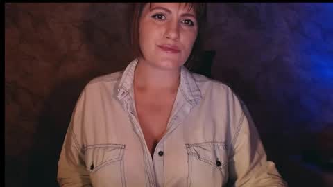 Letty online show from October 18, 2025, 10:54 pm