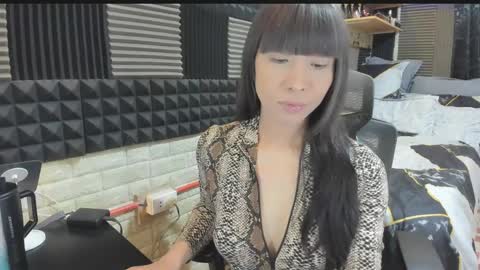 lexie online show from March 28, 2026, 3:50 am