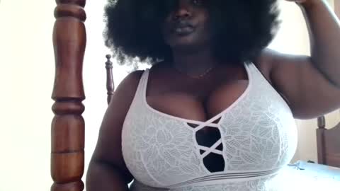 Snapshot of _licious_ chatting on July 23, 2026, 12:03 pm Licious online show from July 23, 2026, 12:03 pm