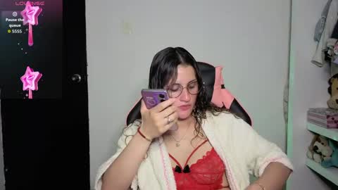Snapshot of _lindasy_ chatting on May 25, 2026, 9:32 pm Lindasy online show from May 25, 2026, 9:32 pm