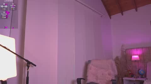 Lissana online show from September 19, 2025, 8:53 pm