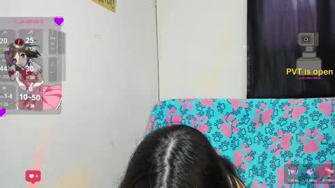 Mily online show from March 5, 2025, 9:59 pm