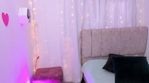 Ivy 3 online show from January 29, 2025, 7:43 pm