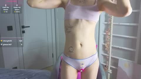 Emma online show from November 14, 2025, 5:28 am