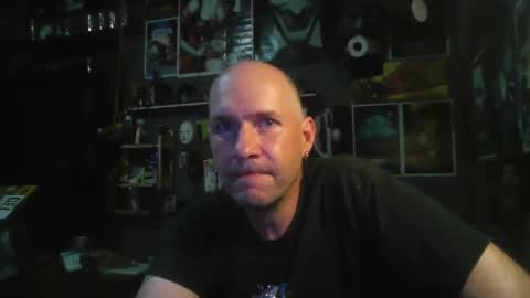 Snapshot of _longfellow chatting on September 27, 2025, 12:15 am That guy online show from September 27, 2025, 12:15 am