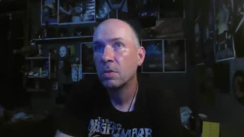 Snapshot of _longfellow chatting on October 17, 2025, 3:20 am That guy online show from October 17, 2025, 3:20 am