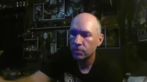 Snapshot of _longfellow chatting on October 18, 2025, 3:09 am That guy online show from October 18, 2025, 3:09 am