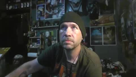 Snapshot of _longfellow chatting on November 6, 2025, 2:34 am That guy online show from November 6, 2025, 2:34 am