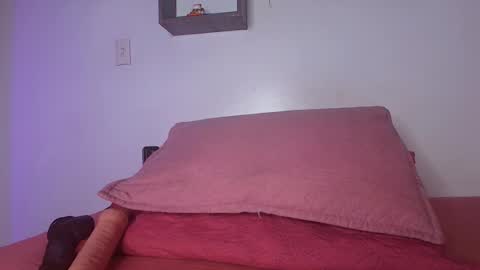 Lorrayne online show from February 10, 2025, 11:57 am