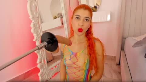 Snapshot of _lovelymia_ chatting on June 2, 2026, 3:30 am Mia online show from June 2, 2026, 3:30 am