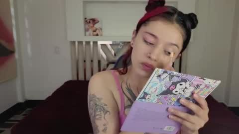 Lucia online show from September 30, 2025, 9:42 pm