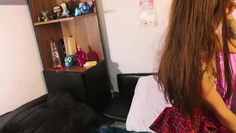 Snapshot of _lucy_white_ chatting on February 17, 2025, 8:15 pm Lucy online show from February 17, 2025, 8:15 pm