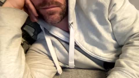 Snapshot of _lululeo_ chatting on February 2, 2025, 12:09 am _lululeo_ online show from February 2, 2025, 12:09 am