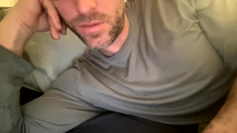 Snapshot of _lululeo_ chatting on February 7, 2025, 3:34 am _lululeo_ online show from February 7, 2025, 3:34 am