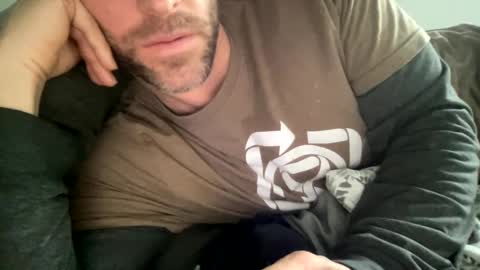 Snapshot of _lululeo_ chatting on February 23, 2025, 10:20 pm _lululeo_ online show from February 23, 2025, 10:20 pm