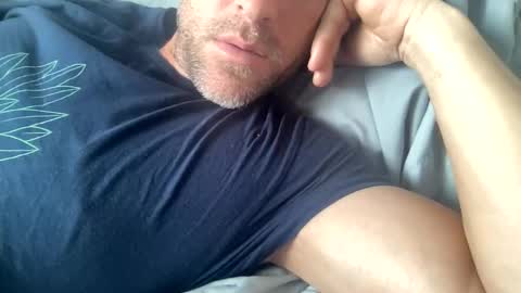 Snapshot of _lululeo_ chatting on May 24, 2026, 9:20 pm _lululeo_ online show from May 24, 2026, 9:20 pm