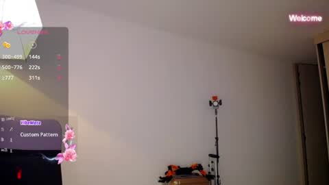 _luna10 online show from July 26, 2026, 9:27 am