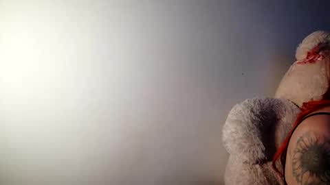 _lunaa__ online show from January 5, 2025, 4:14 am