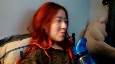 _lunaa__ online show from February 12, 2025, 7:44 am