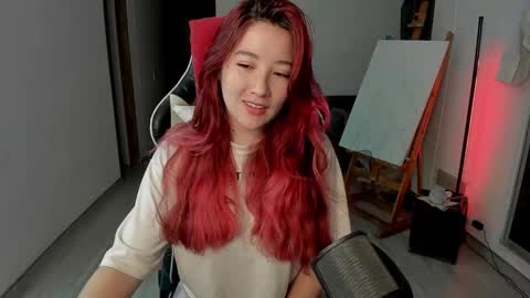 _lunaa__ online show from February 12, 2025, 11:41 pm