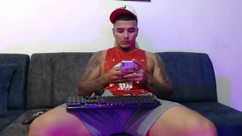 STIVEN online show from November 26, 2025, 3:51 am