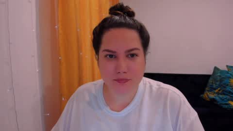 Snapshot of _madalexa_ chatting on February 2, 2025, 6:26 am Alexa online show from February 2, 2025, 6:26 am