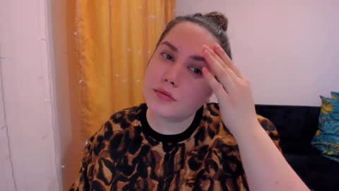 Snapshot of _madalexa_ chatting on February 4, 2025, 3:26 pm Alexa online show from February 4, 2025, 3:26 pm