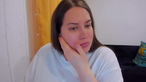 Snapshot of _madalexa_ chatting on March 8, 2025, 3:39 am Alexa online show from March 8, 2025, 3:39 am