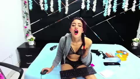 Snapshot of _maleja_19_ chatting on November 5, 2025, 3:39 am maleja online show from November 5, 2025, 3:39 am