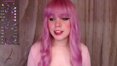 Snapshot of _marcelline_ chatting on December 10, 2024, 12:05 pm Kira online show from December 10, 2024, 12:05 pm