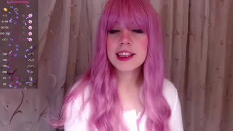 Snapshot of _marcelline_ chatting on December 15, 2024, 7:46 am Kira online show from December 15, 2024, 7:46 am