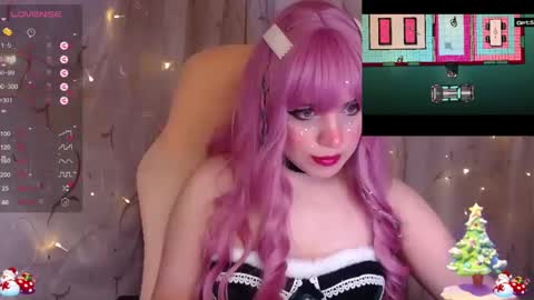 Snapshot of _marcelline_ chatting on December 24, 2024, 12:55 pm Kira online show from December 24, 2024, 12:55 pm