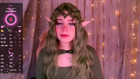 Snapshot of _marcelline_ chatting on October 24, 2025, 8:00 am Kira online show from October 24, 2025, 8:00 am