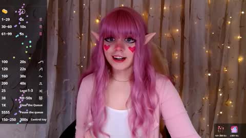 Snapshot of _marcelline_ chatting on November 25, 2025, 8:47 am Kira online show from November 25, 2025, 8:47 am