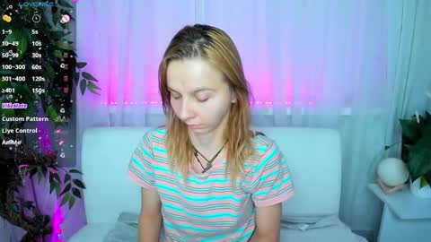 Scarlett online show from February 26, 2025, 2:26 am