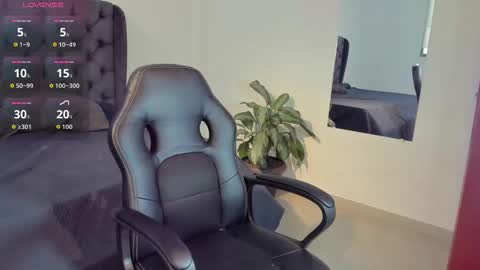 Maria online show from October 20, 2025, 7:03 pm