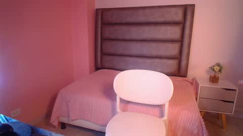 Maria online show from February 25, 2025, 5:25 pm