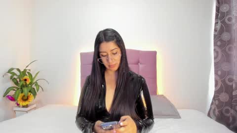 Maria paula online show from December 20, 2024, 8:23 pm