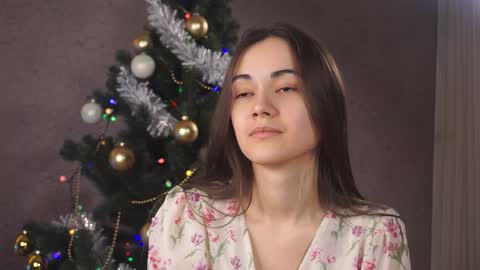 Snapshot of _marvelous_time_ chatting on December 24, 2024, 11:33 pm Gwen online show from December 24, 2024, 11:33 pm