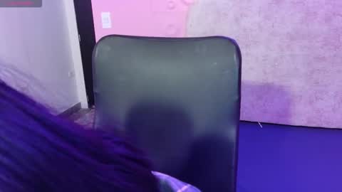 Mavis  online show from October 14, 2025, 7:58 pm