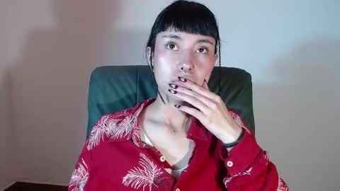 Mavis  online show from October 20, 2025, 8:31 pm