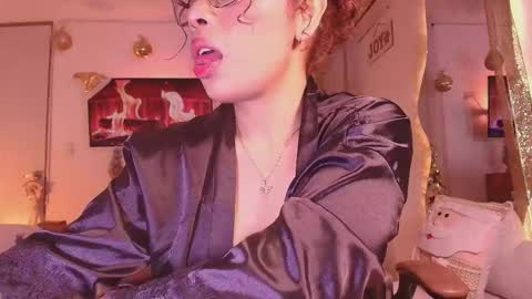 Snapshot of _megan_akbar chatting on November 25, 2025, 2:06 pm Marce online show from November 25, 2025, 2:06 pm