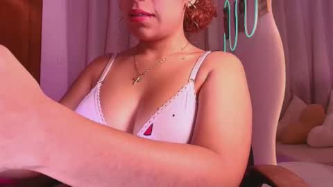 Snapshot of _megan_akbar chatting on February 20, 2026, 1:22 pm Marce online show from February 20, 2026, 1:22 pm