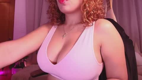 Snapshot of _megan_akbar chatting on February 22, 2026, 12:26 pm Marce online show from February 22, 2026, 12:26 pm