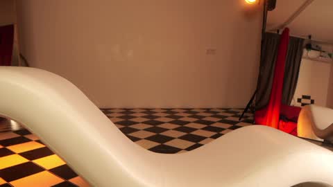 Snapshot of _meganmeow_ chatting on December 2, 2024, 1:03 am Saturday - start 2030-2130 GMT online show from December 2, 2024, 1:03 am