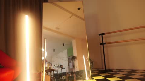 Snapshot of _meganmeow_ chatting on January 23, 2025, 7:54 am Saturday - start 2030-2130 GMT online show from January 23, 2025, 7:54 am